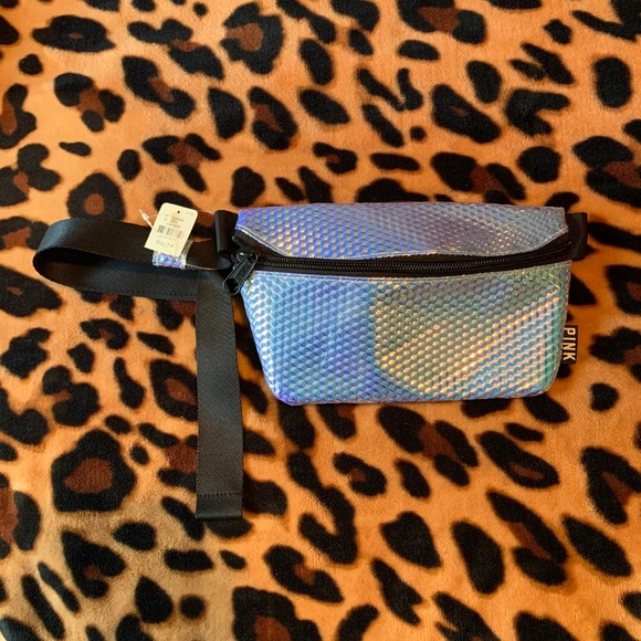 🔥SALE🔥VS PINK Iridescent Fanny Pack - Picture 2 of 6